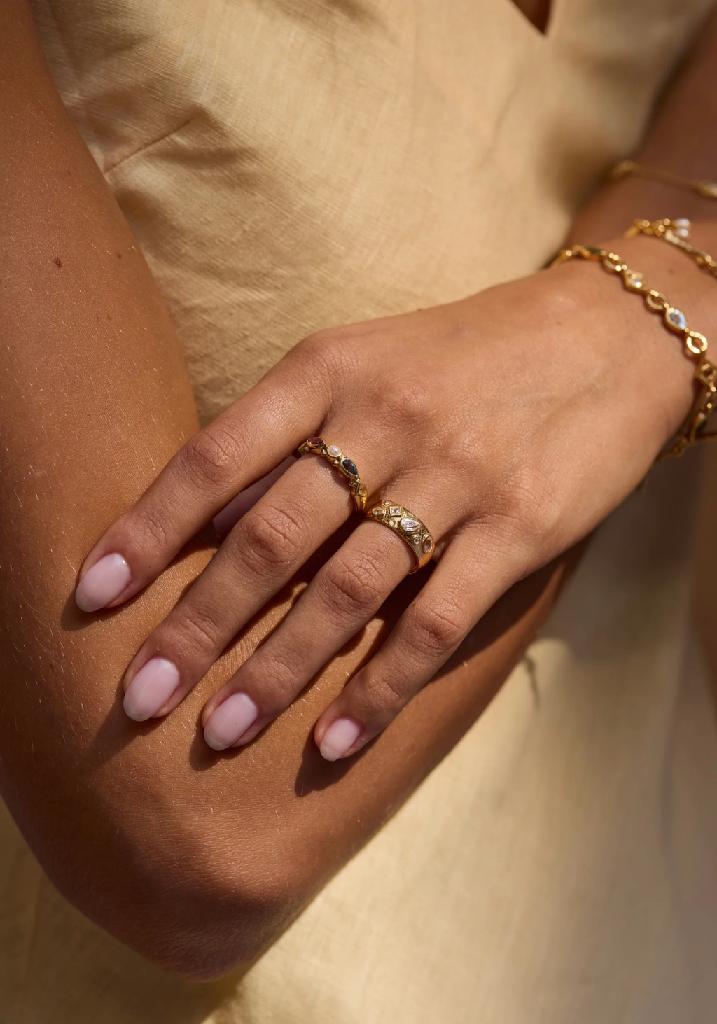 TONI MAY ESTELLE TOPAZ RING - GOLD