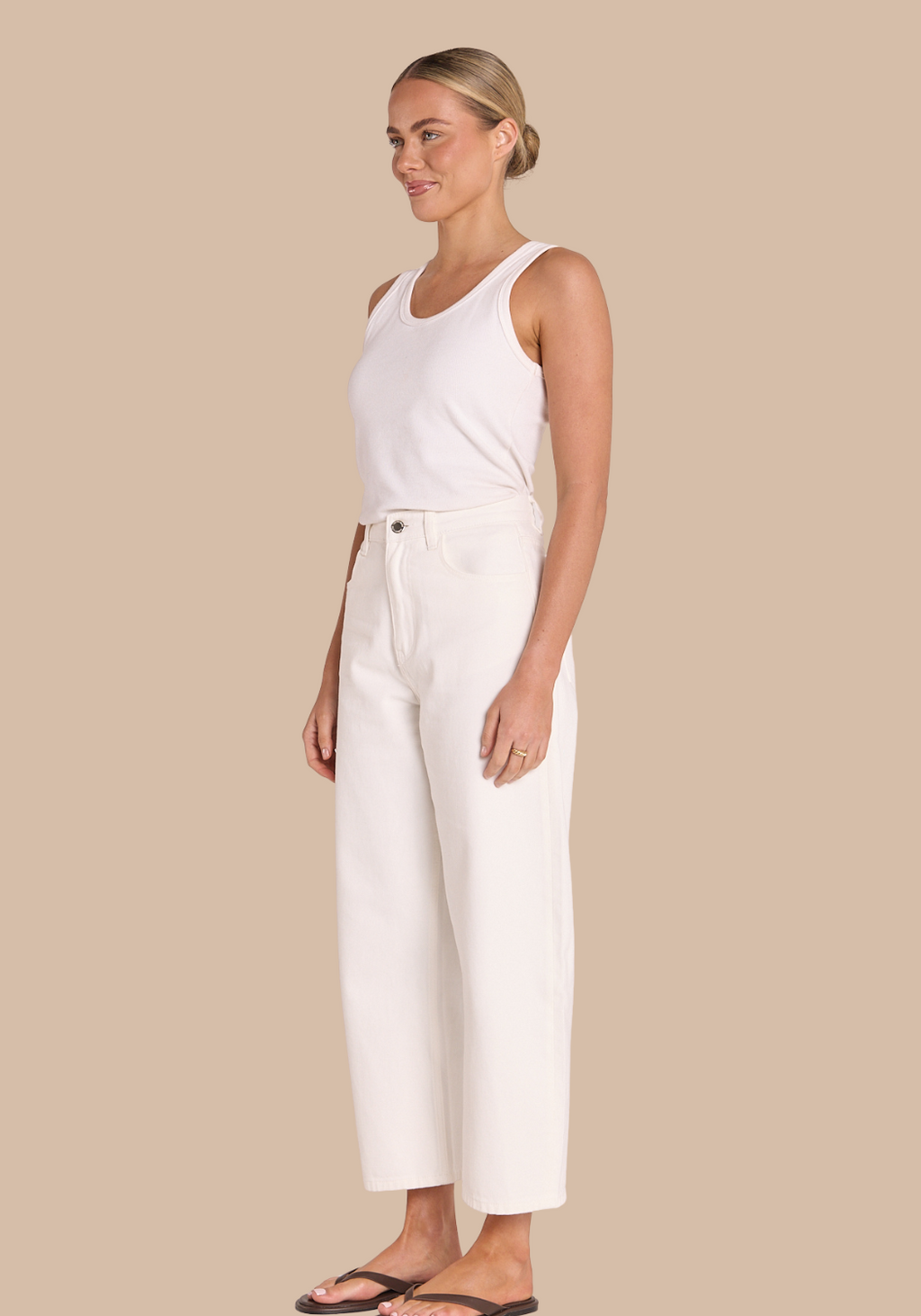 FEATHER + NOISE LOLA CROPPED BARREL JEAN - WHITE