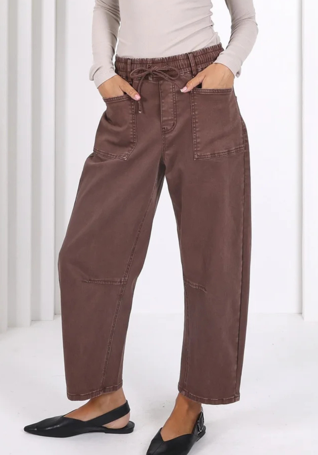 LEO DENIM BARREL JEANS - BROWN