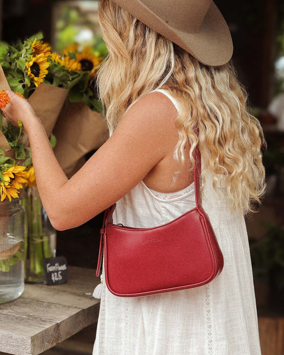 LOUENHIDE IVY SHOULDER BAG - CHERRY