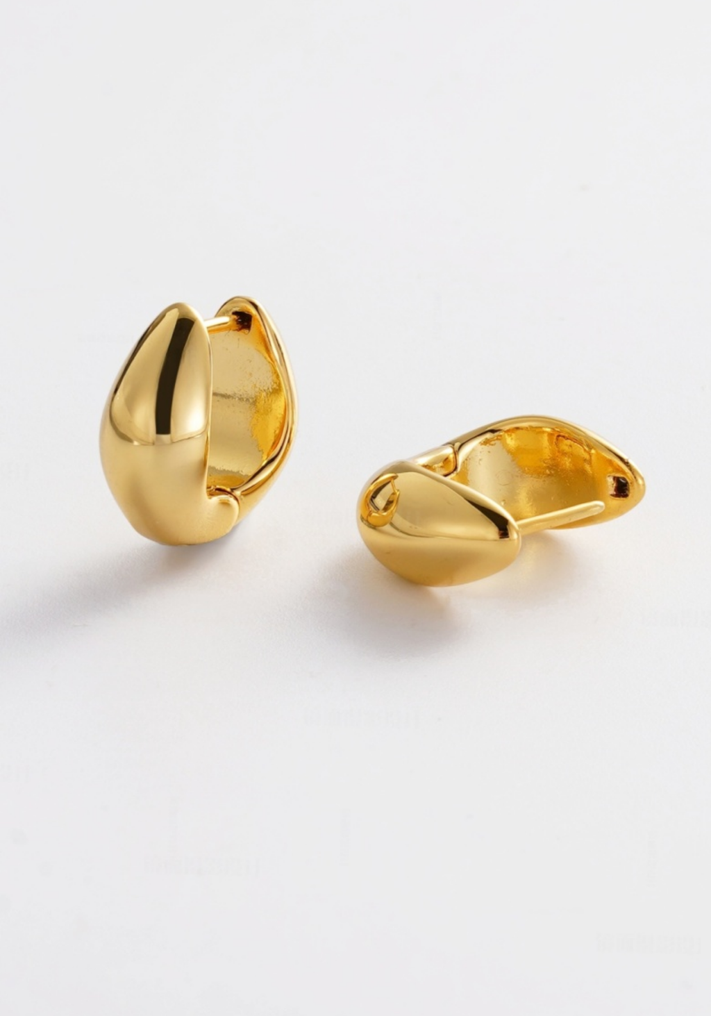 ZAFINO MARGOT HOOP - GOLD