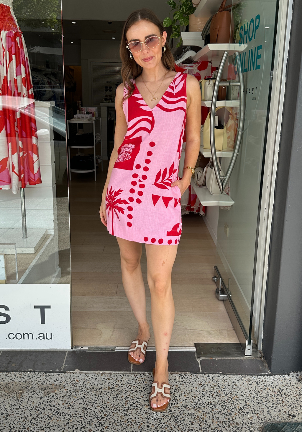 SUNARI SHIFT DRESS - RED/PINK PRINT