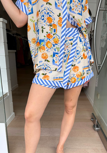 LANA WRAP SHORT - ORANGE PRINT