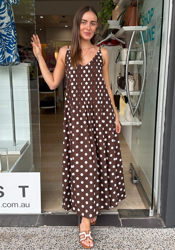 ARDEN PLEATED MAXI DRESS - CHOCOLATE SPOT