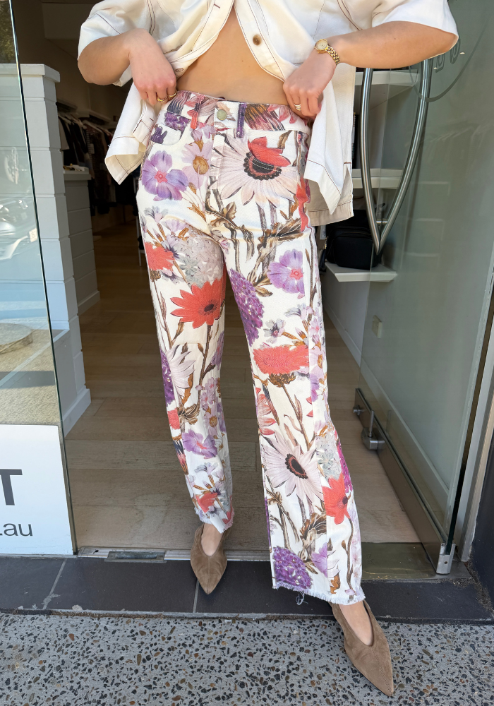 CARLY STRAIGHT LEG JEAN - FLORAL