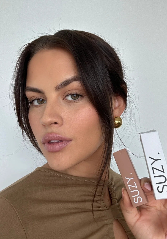 SUZY MISS LEAH BABY COCOA LIPSTICK - SATIN