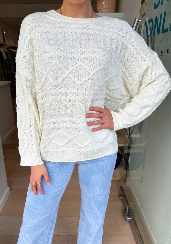 Load image into Gallery viewer, MIA CABLE KNIT JUMPER - IVORY