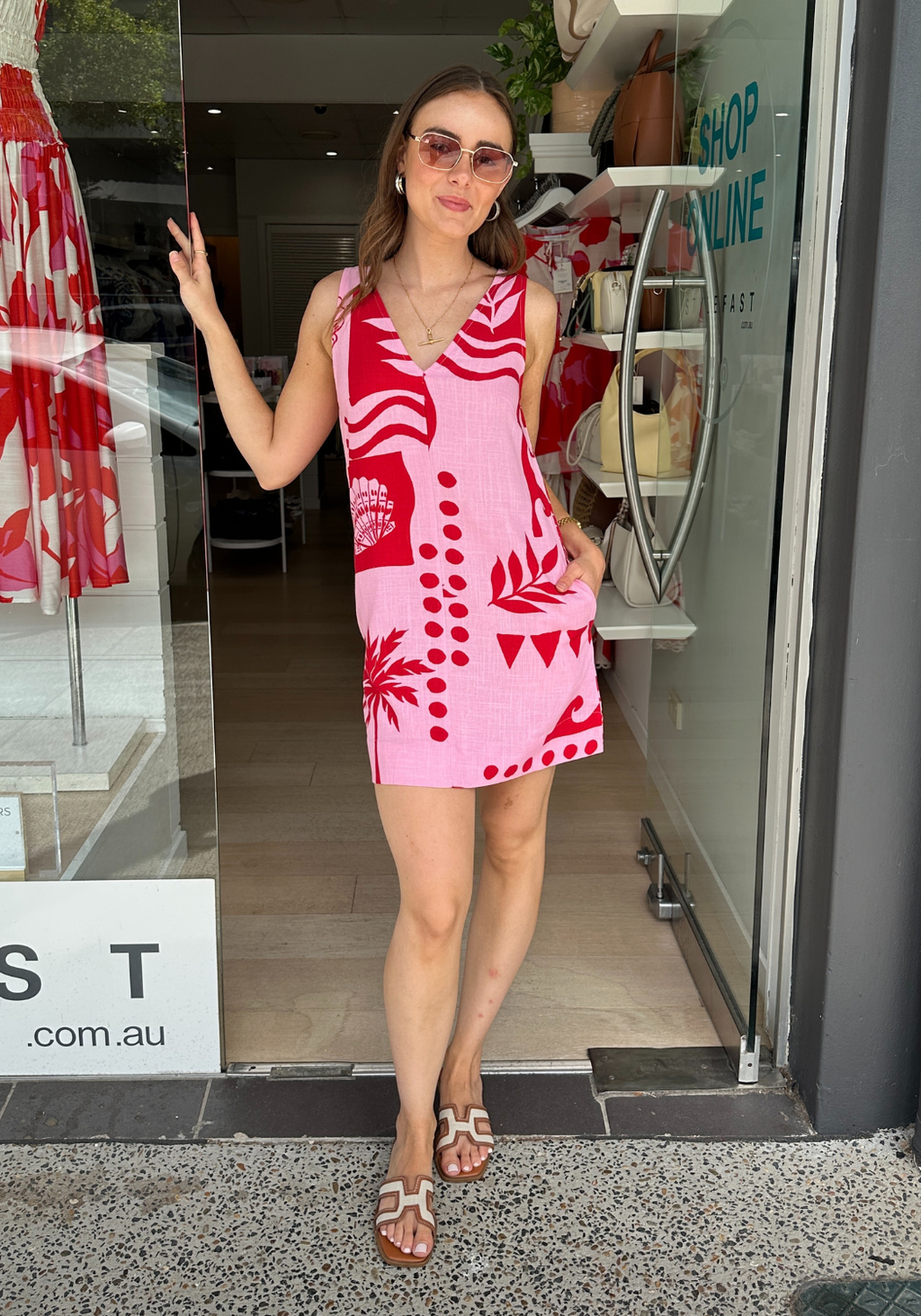 SUNARI SHIFT DRESS - RED/PINK PRINT