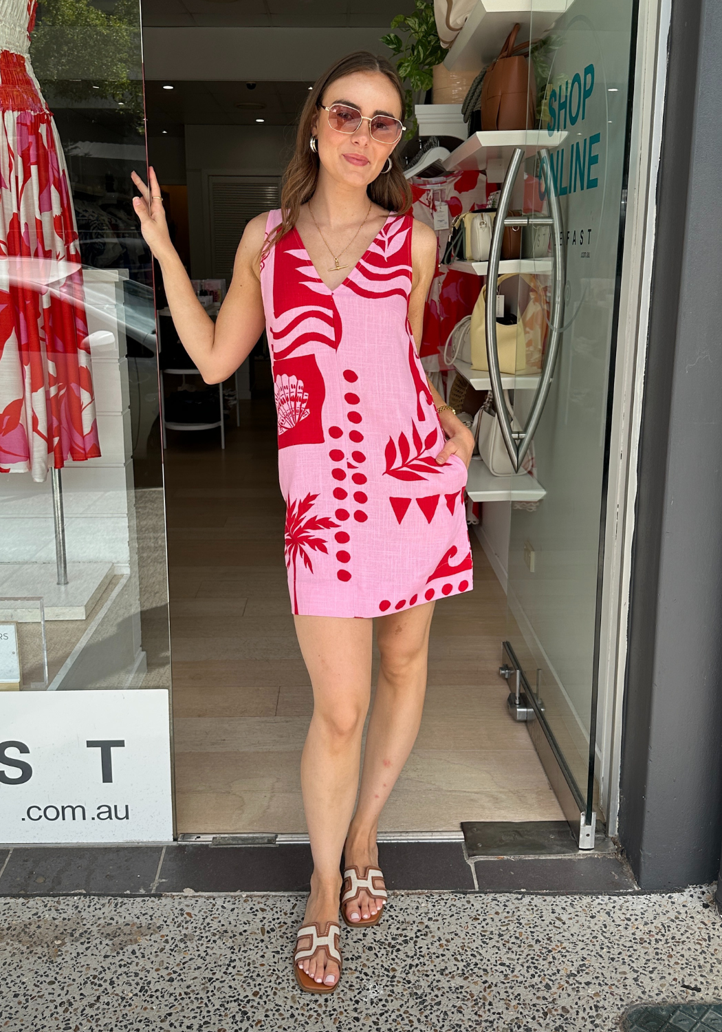 SUNARI SHIFT DRESS - RED/PINK PRINT