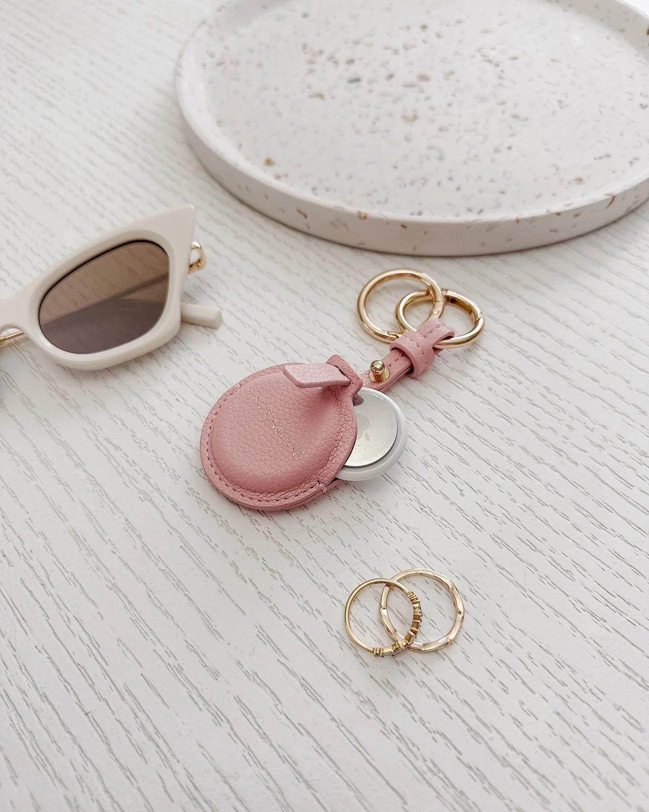 LOUENHIDE OPAL AIRTAG CASE - PINK