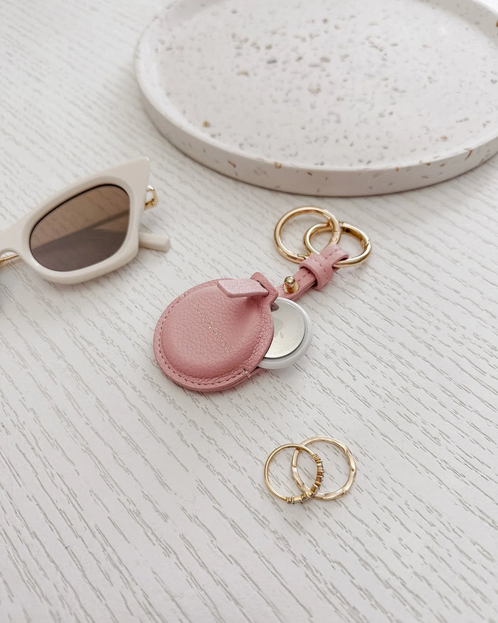 Load image into Gallery viewer, LOUENHIDE OPAL AIRTAG CASE - PINK