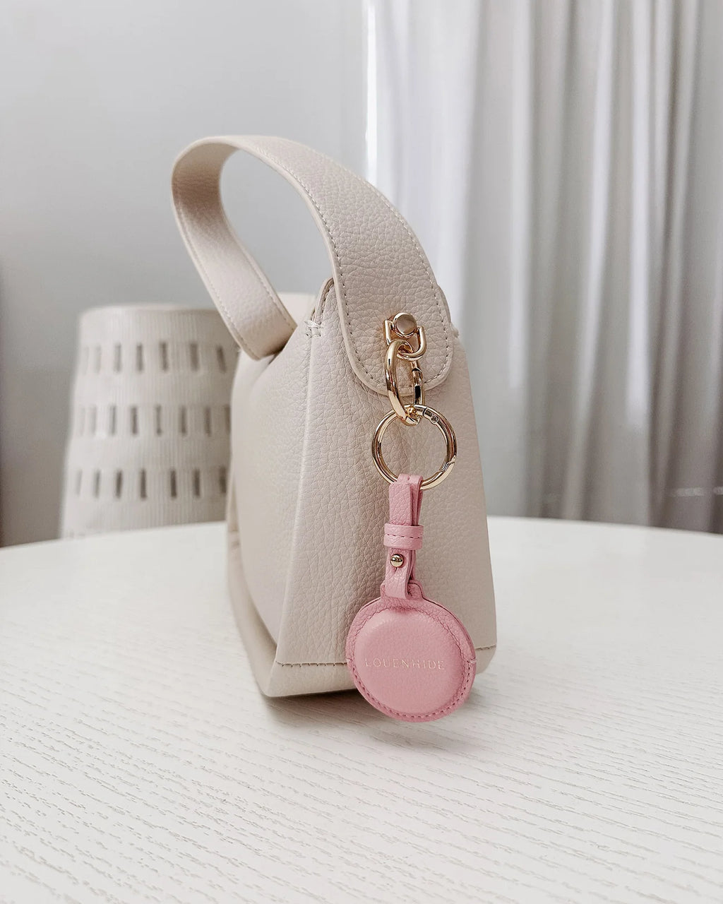 LOUENHIDE OPAL AIRTAG CASE - PINK