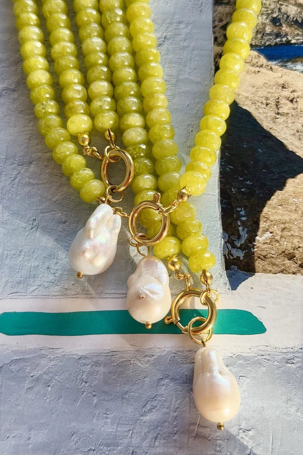 MOSK MELBOURNE VERDE PEARL NECKLACE - GREEN