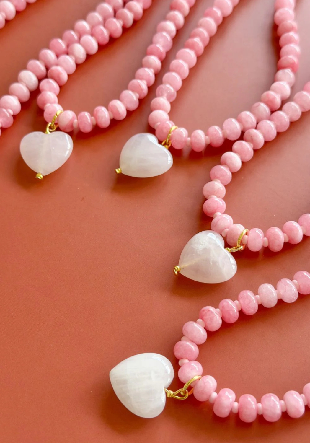 MOSK MELBOURNE OVERSIZED JADE NECKLACE - PINK
