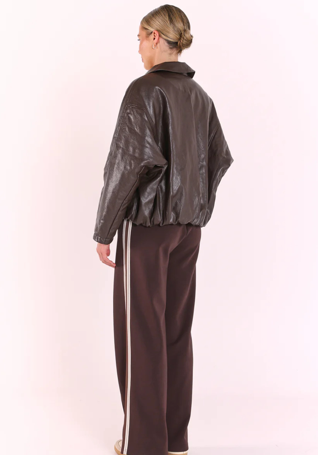 FEATHER + NOISE FINLEY BOMBER - CHOCOLATE