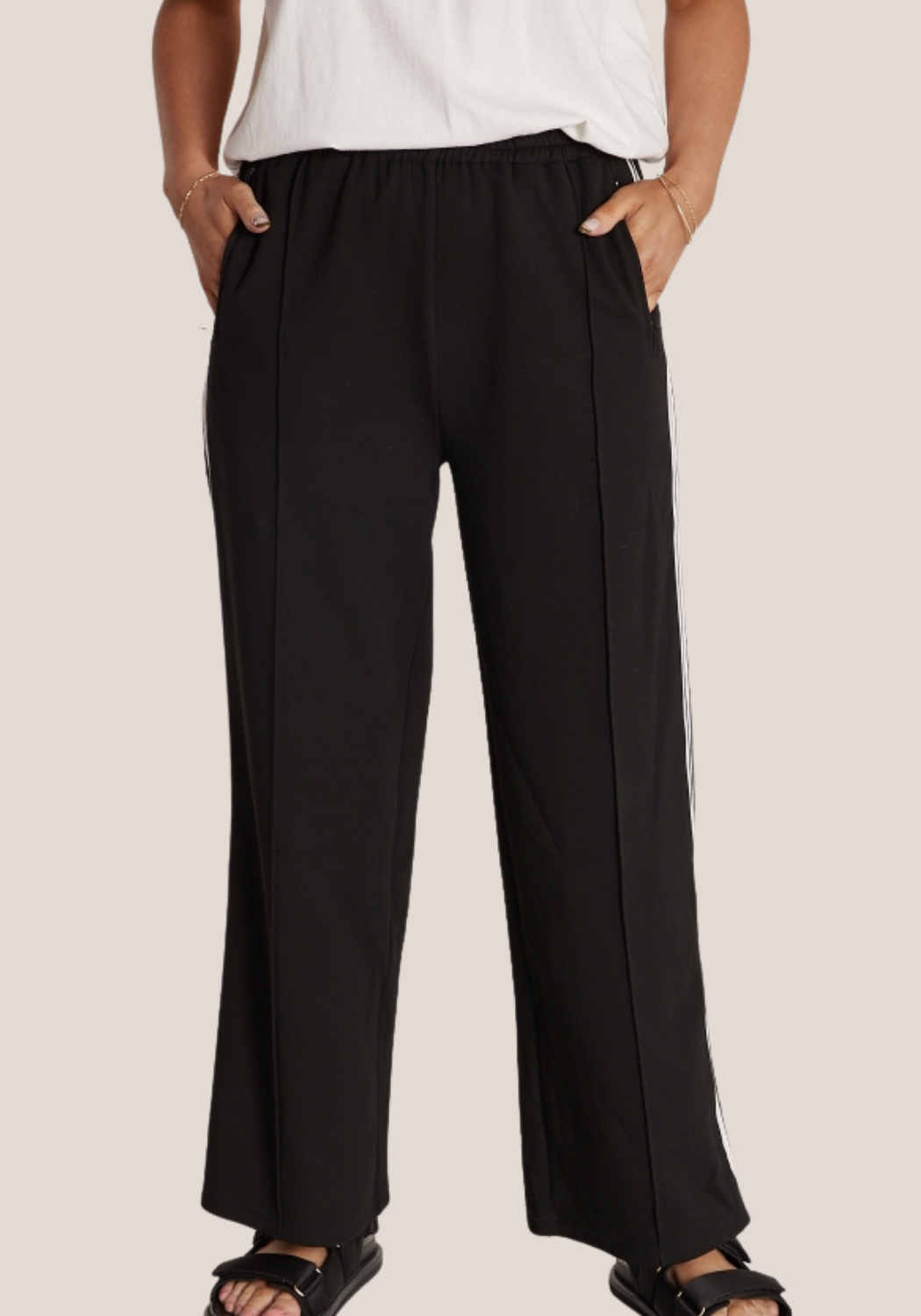 FEATHER + NOISE NOAH CROPPED PANT - BLACK
