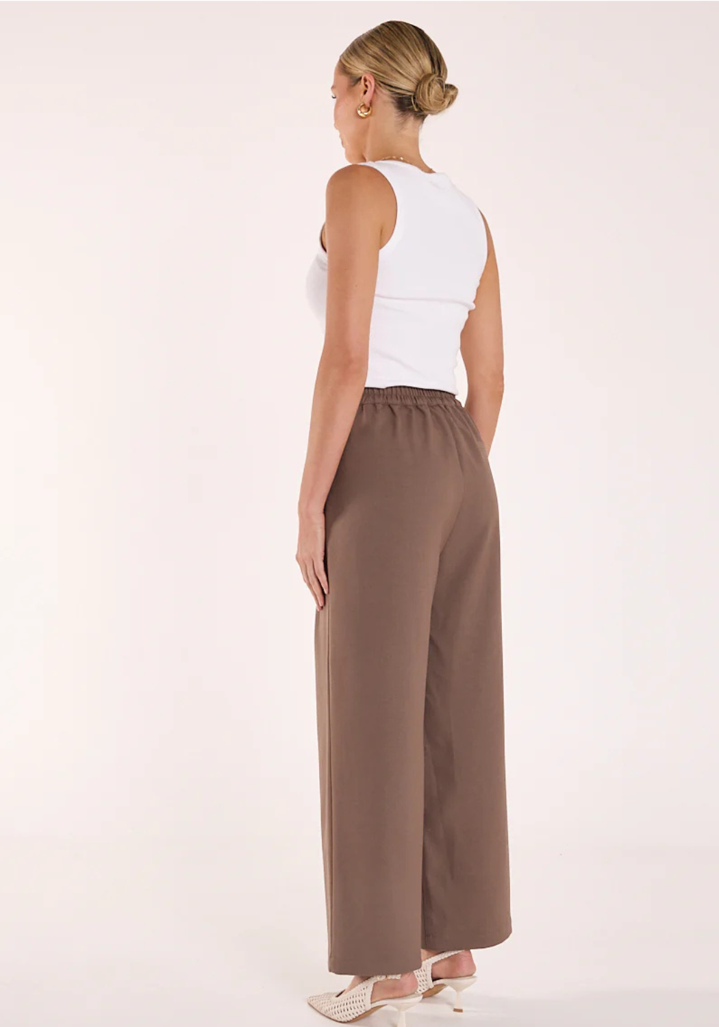 FEATHER + NOISE CARMEN CROPPED PANT - CHOCOLATE