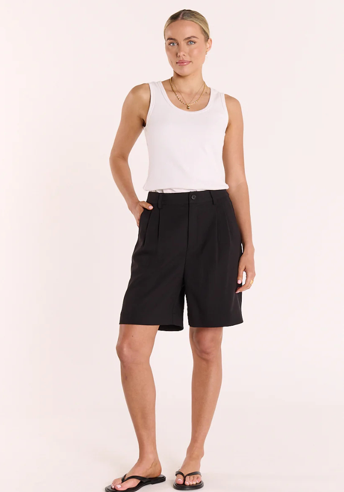 FEATHER + NOISE CARMEN SHORT- BLACK