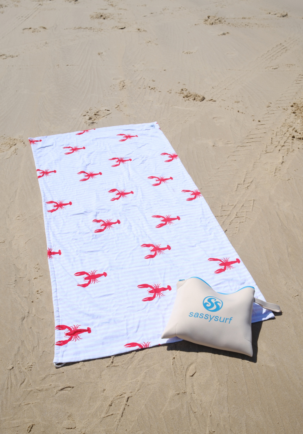 SASSY SURF LOBSTER ROLL BEACH TOWEL SKIRT - PINK/RED