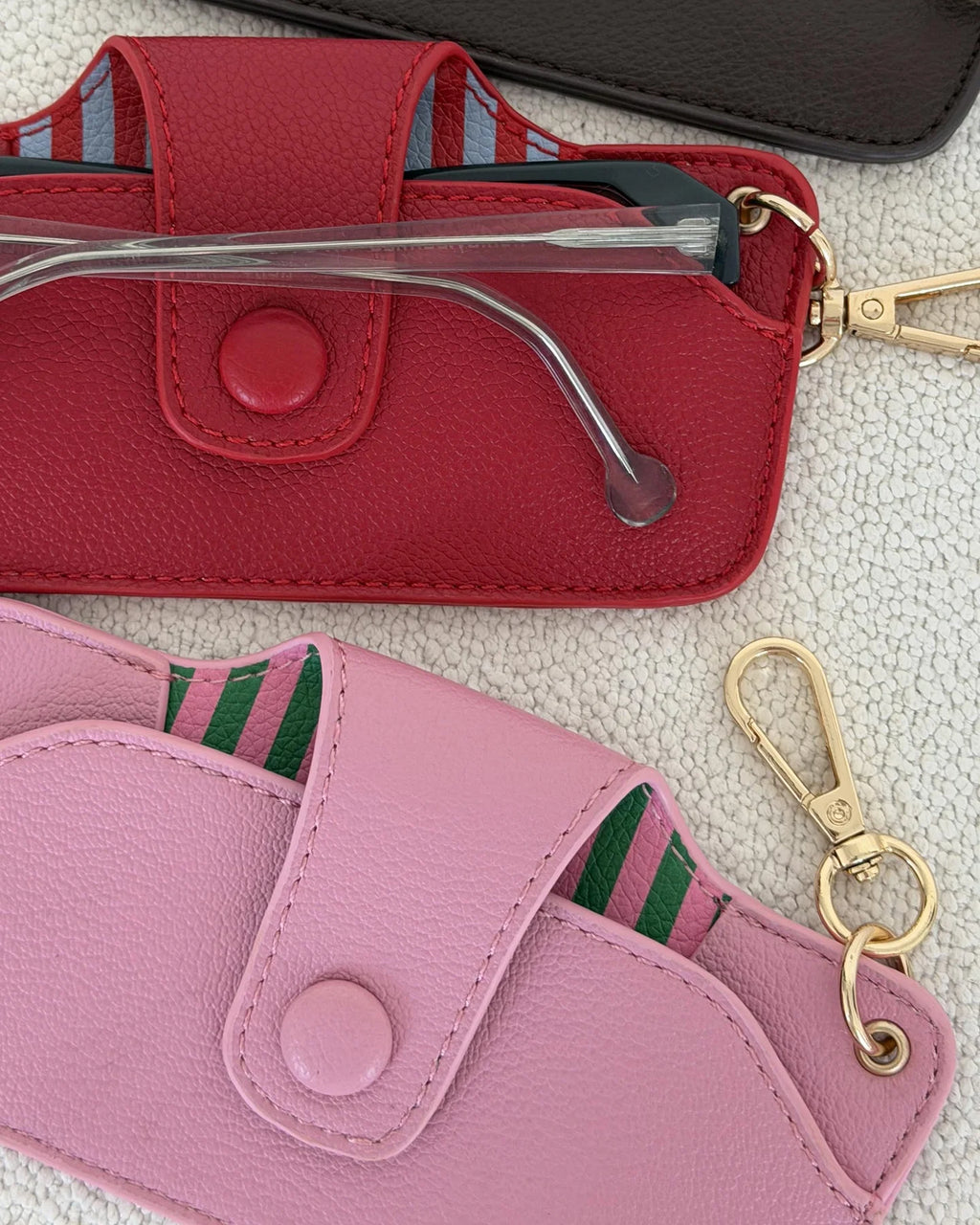 LOUENHIDE SKITTLE SUNGLASS CASE - BUBBLEGUM/GREEN STRIPE