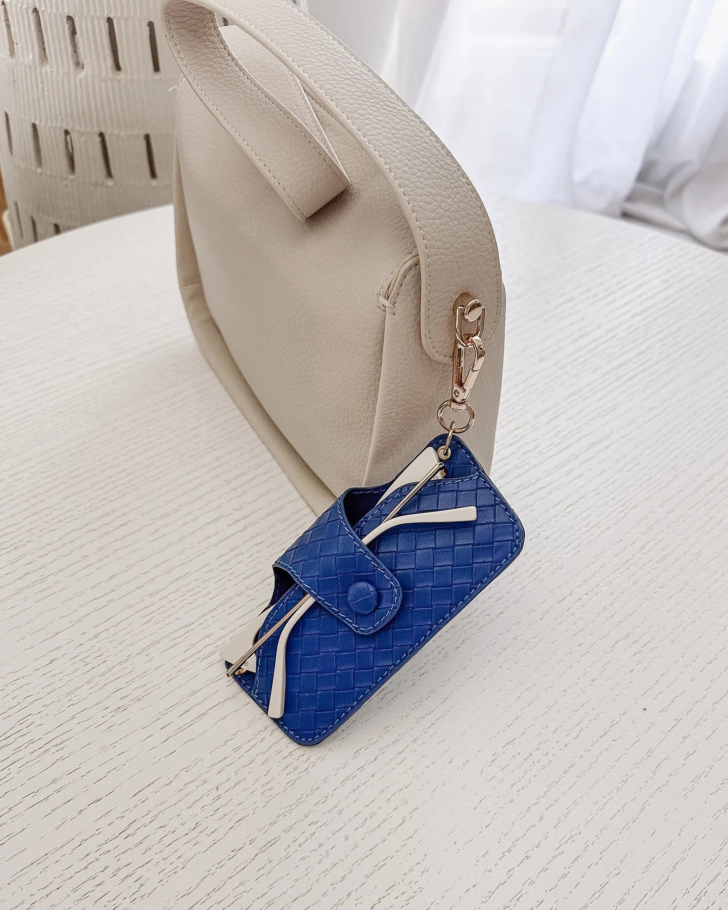 LOUENHIDE SKITTLE SUNGLASS CASE - WOVEN OCEAN BLUE