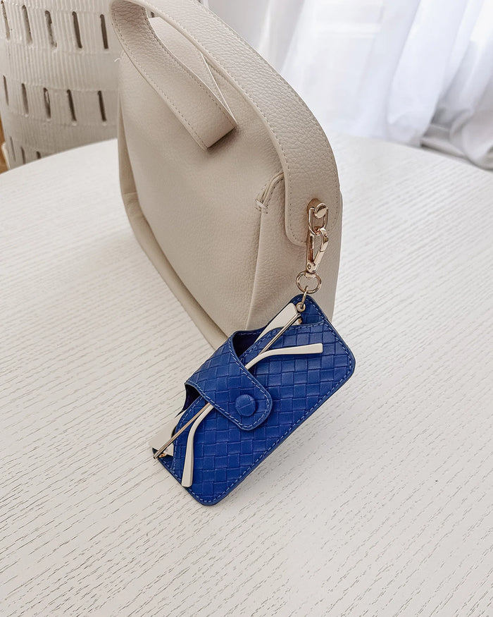 Load image into Gallery viewer, LOUENHIDE SKITTLE SUNGLASS CASE - WOVEN OCEAN BLUE