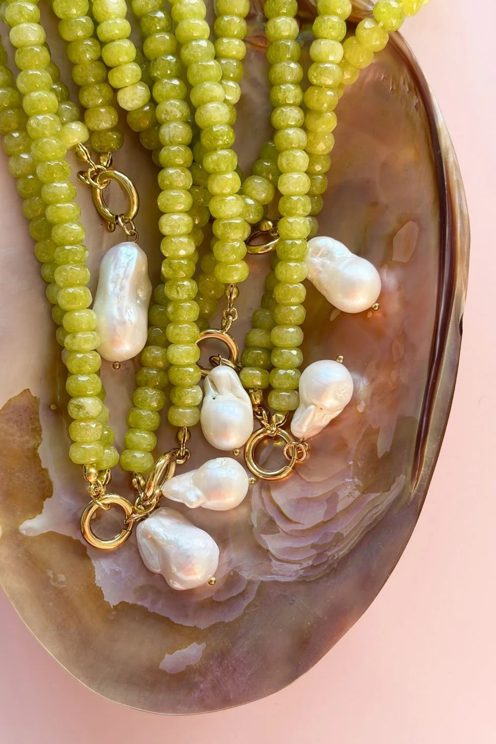 MOSK MELBOURNE VERDE PEARL NECKLACE - GREEN
