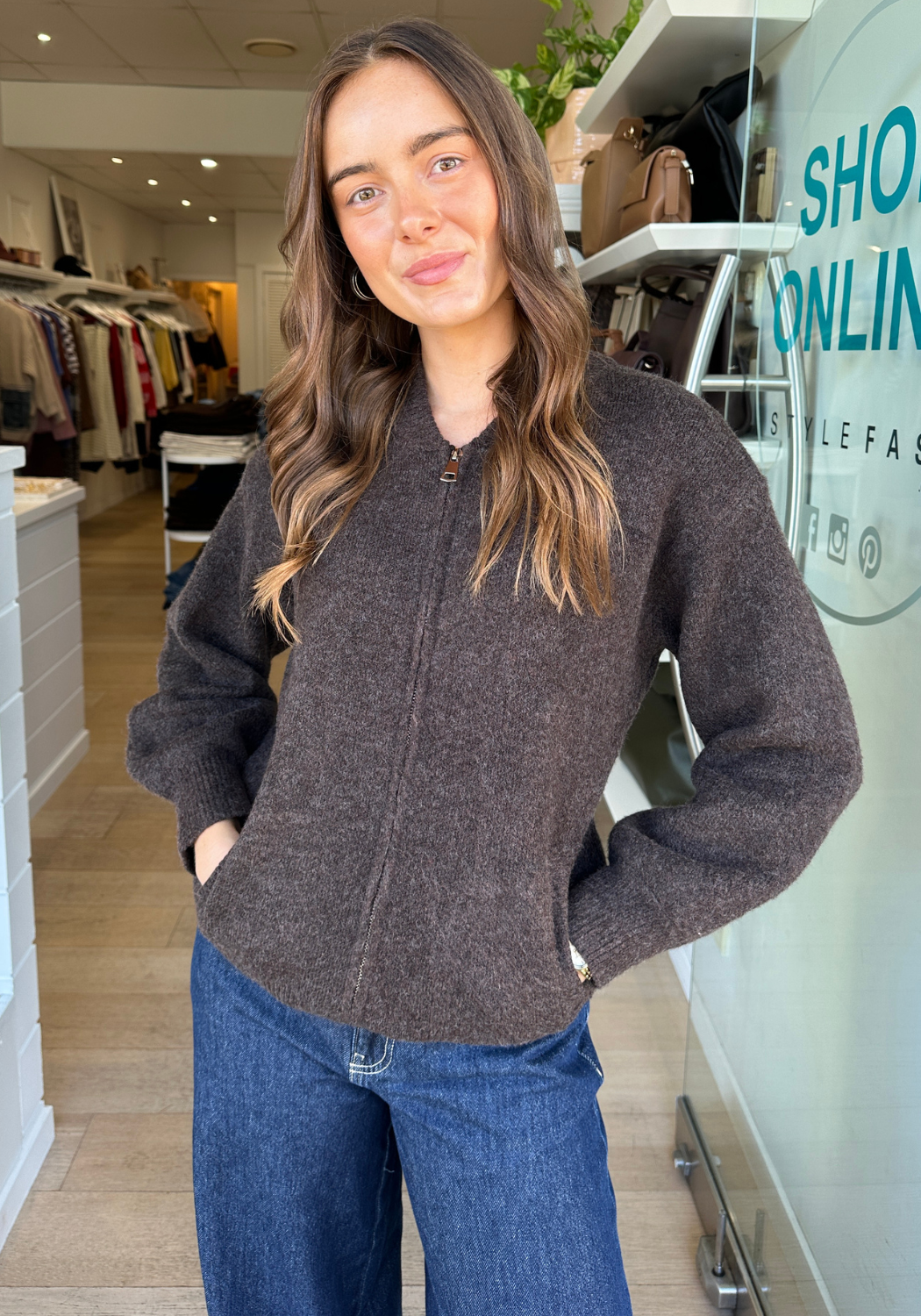 KINGSLEY ZIP BOMBER JACKET - CHOCOLATE