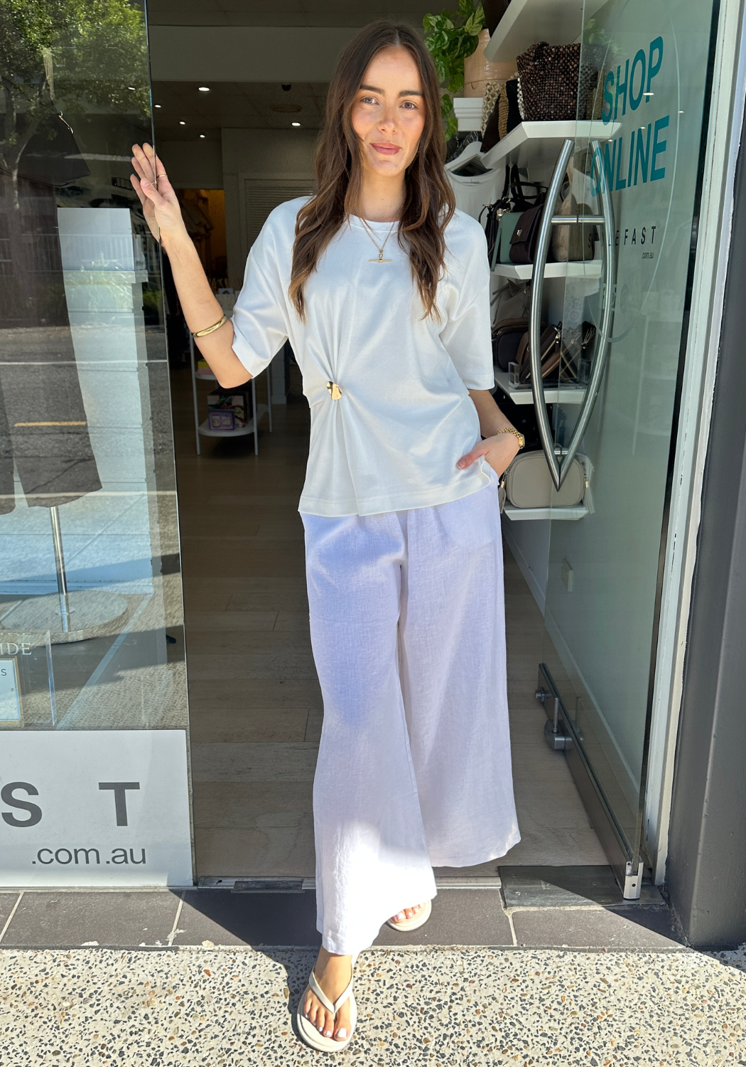 TESSA ELEVATED TWIST TEE - WHITE