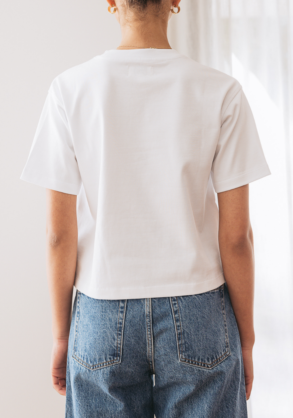 FEATHER + NOISE SIGNATURE TEE - WHITE