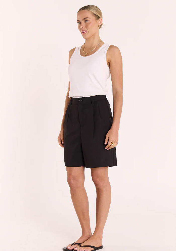 FEATHER + NOISE CARMEN SHORT- BLACK