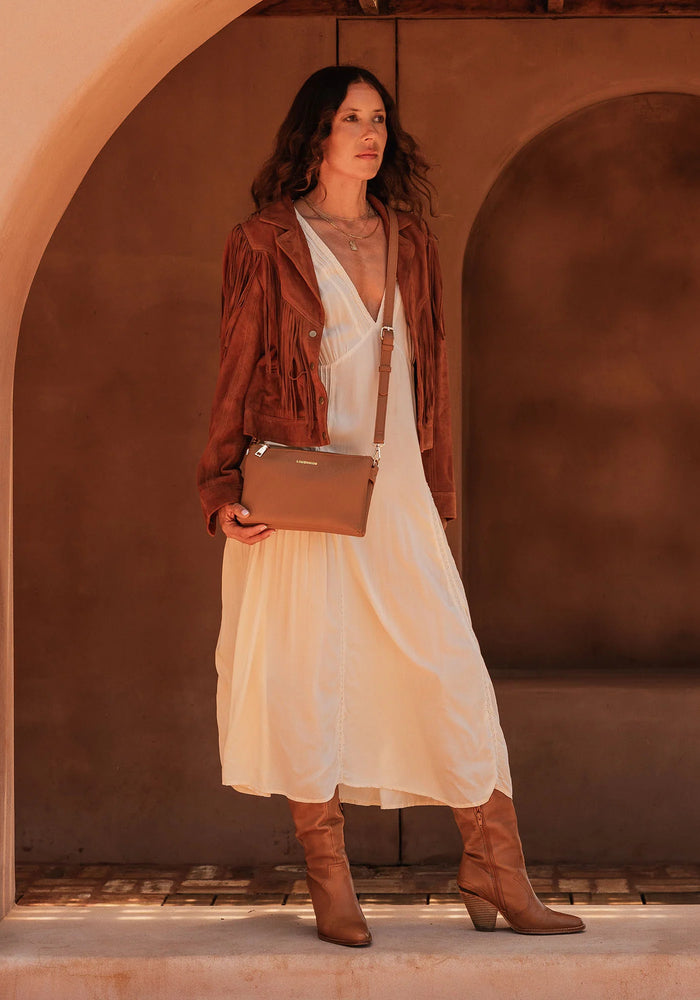 LOUENHIDE MILLIE CROSSBODY BAG - CARAMEL