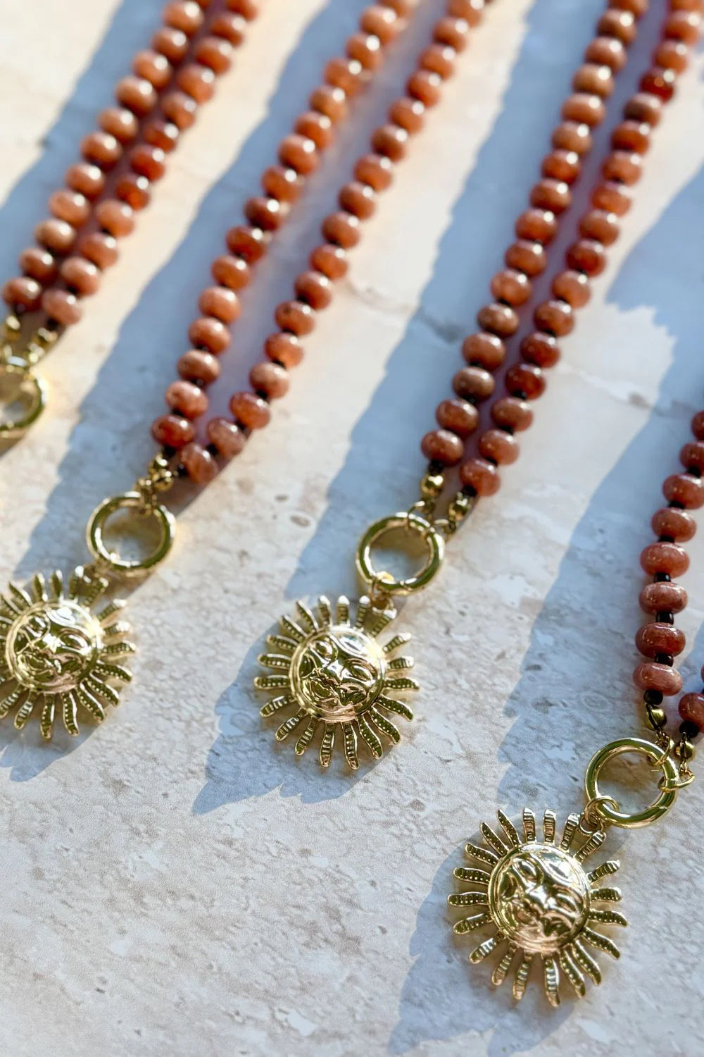 MOSK MELBOURNE SOLE MIO NECKLACE - CHOCOLATE