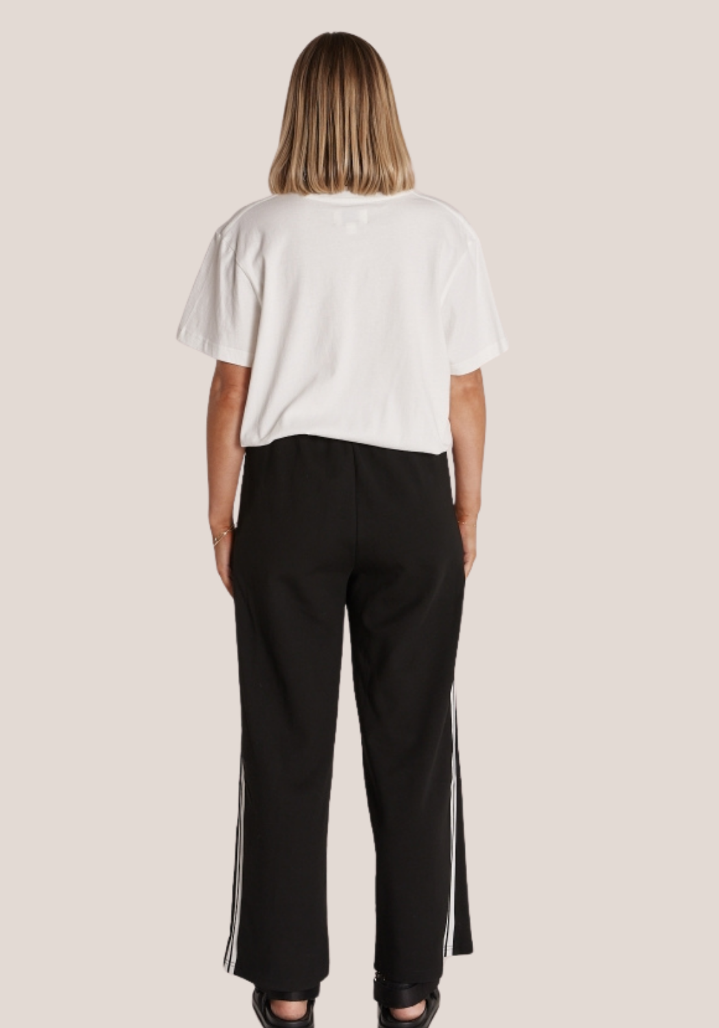 FEATHER + NOISE NOAH CROPPED PANT - BLACK