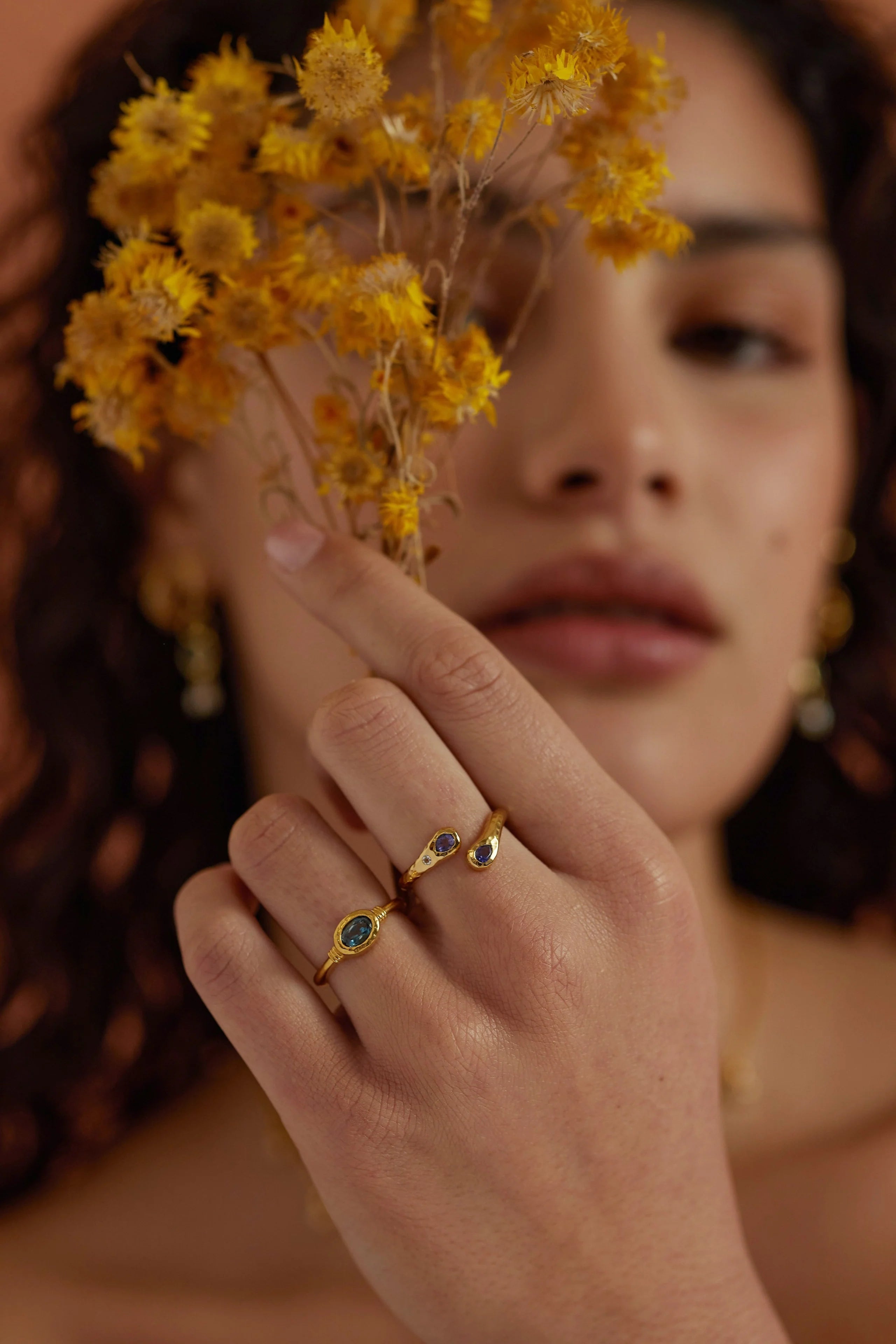 TONI MAY TILLY RING - TOPAZ/GOLD