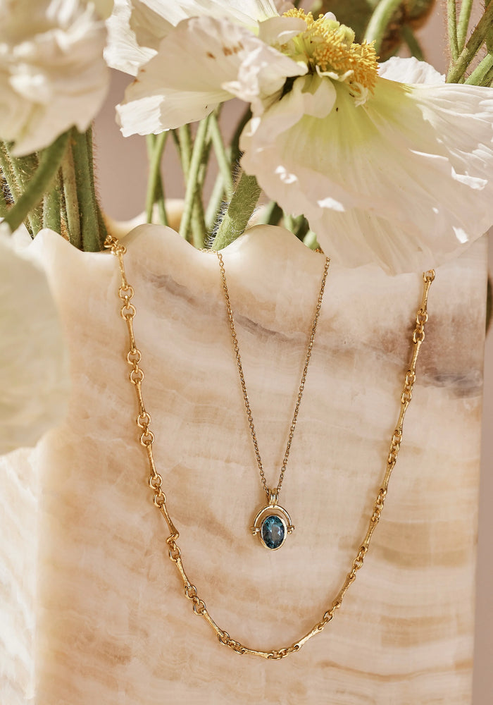 TONI MAY RUE NECKLACE - GOLD