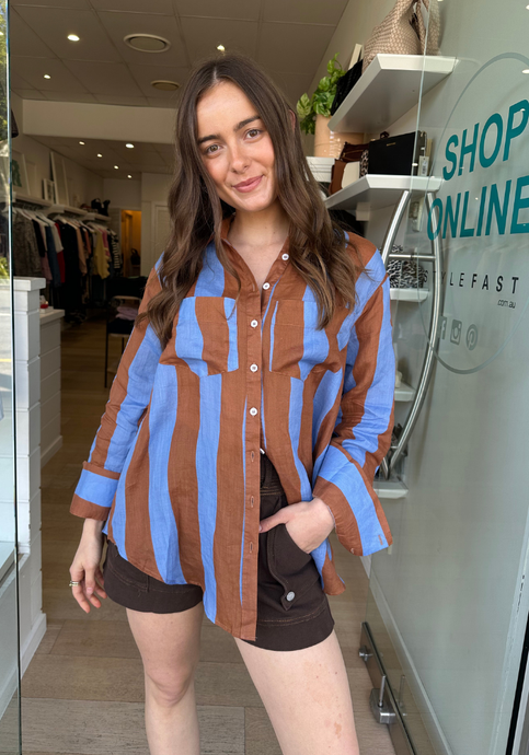 SHAE BUTTON THROUGH SHIRT - CHOCOLATE & BLUE