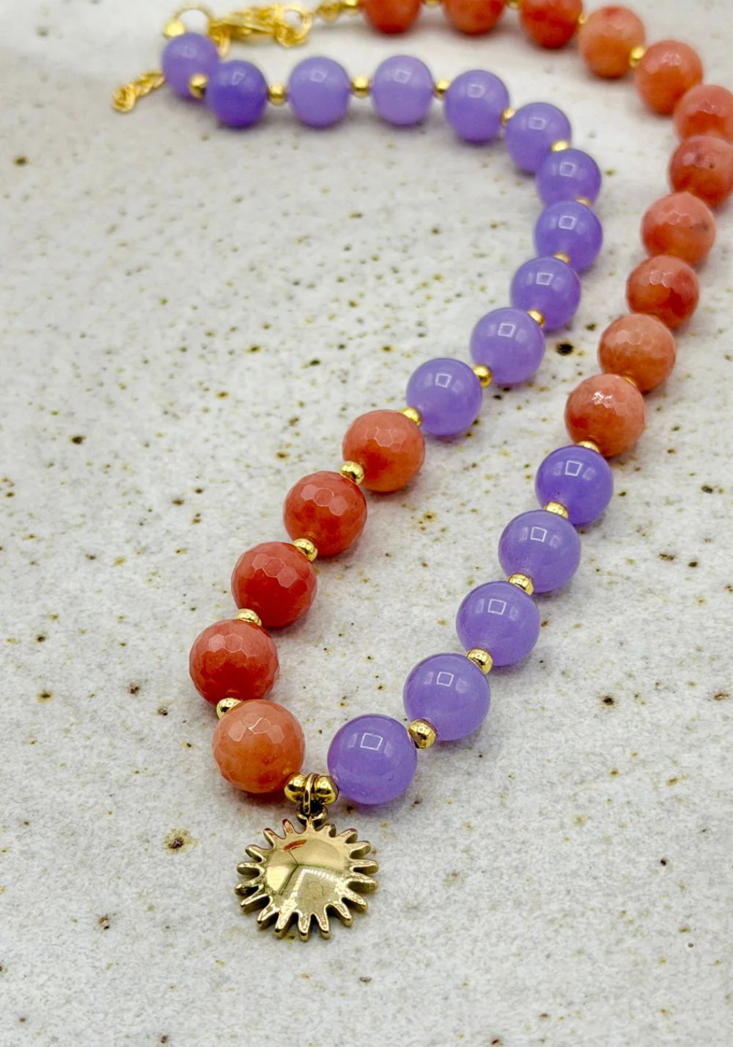 MOSK MELBOURNE JADE HEART NECKLACE - PURPLE/ORANGE