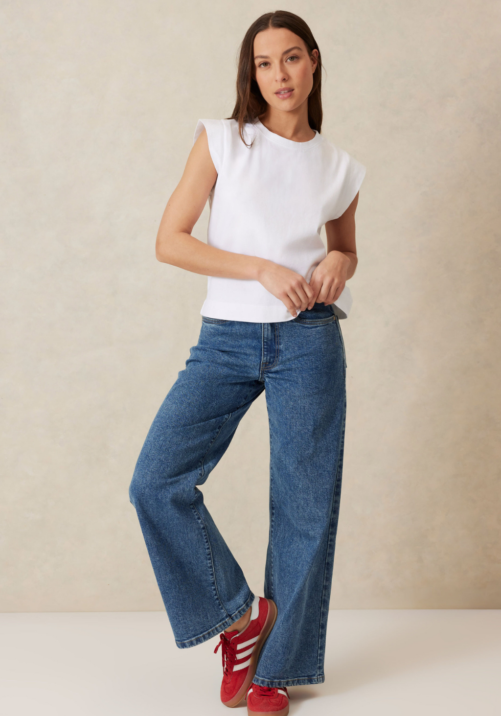 CERES LIFE EXTENDED SHOULDER TEE - WHITE