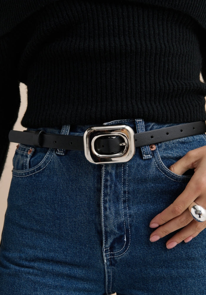 KENDY BELT WITH STATEMENT BUCKLE - SILVER