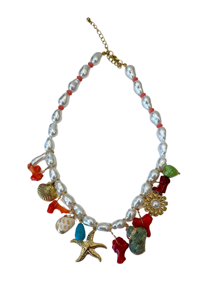 STATEMENT PEARL CHARM NECKLACE - SEASHELL