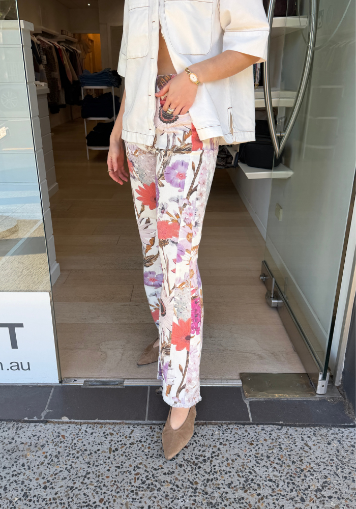 CARLY STRAIGHT LEG JEAN - FLORAL