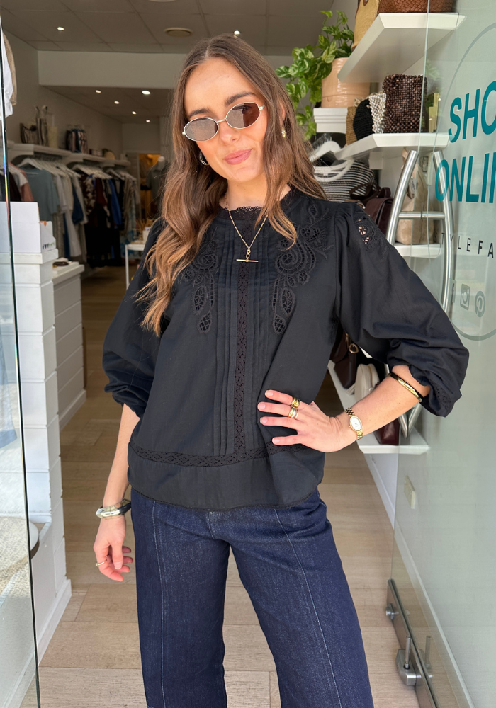 ADORNE LOU CUT OUT LACE TOP - BLACK