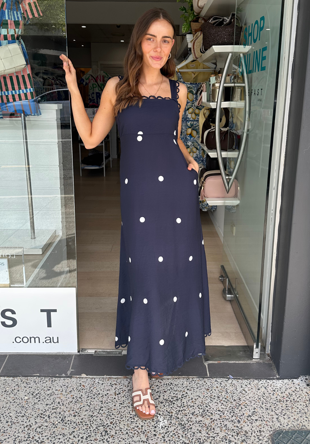ARI MAXI DRESS - NAVY SPOT
