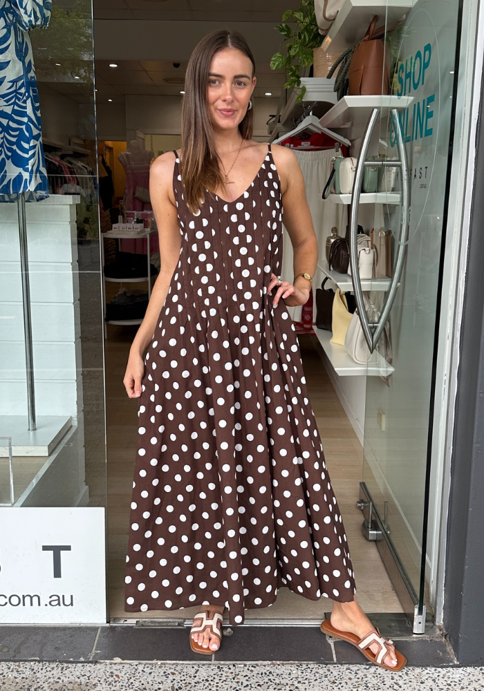ARDEN PLEATED MAXI DRESS - CHOCOLATE SPOT
