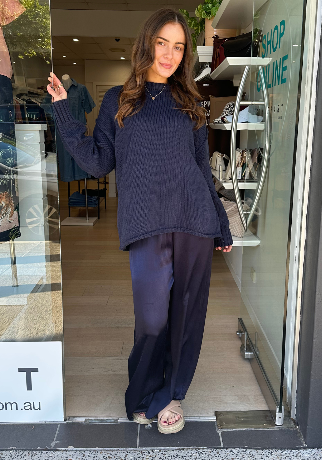 ZURI RELAXED PANTS - NAVY
