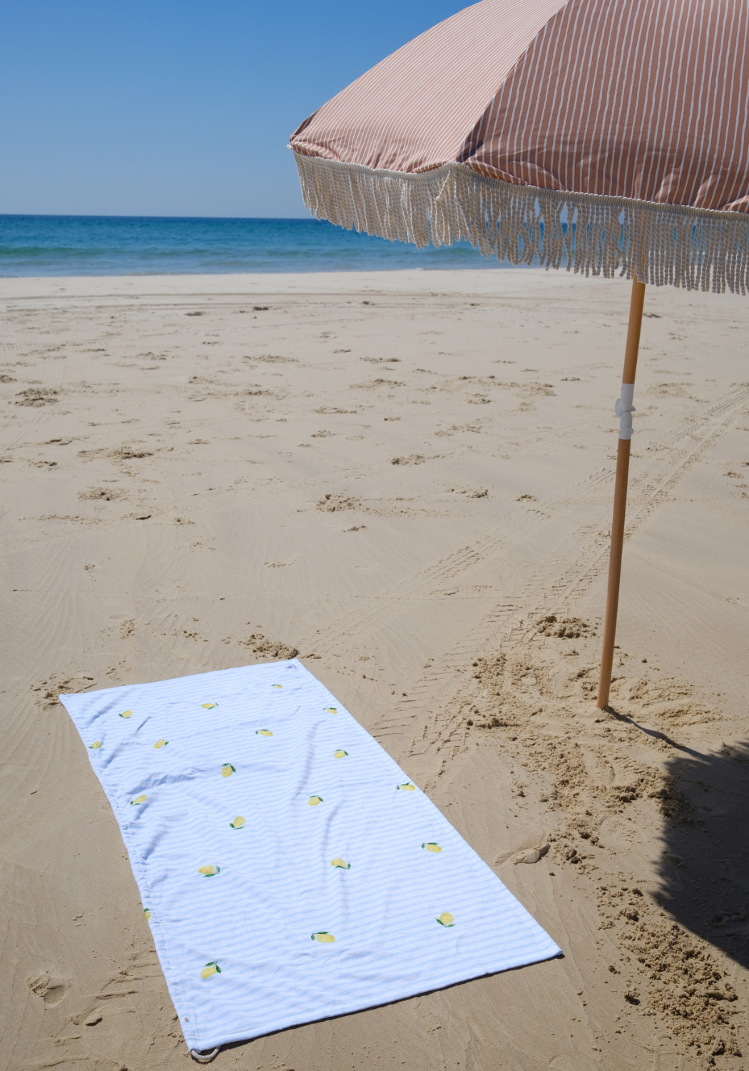 SASSY SURF POSITANO BEACH TOWEL SKIRT - LEMON PRINT