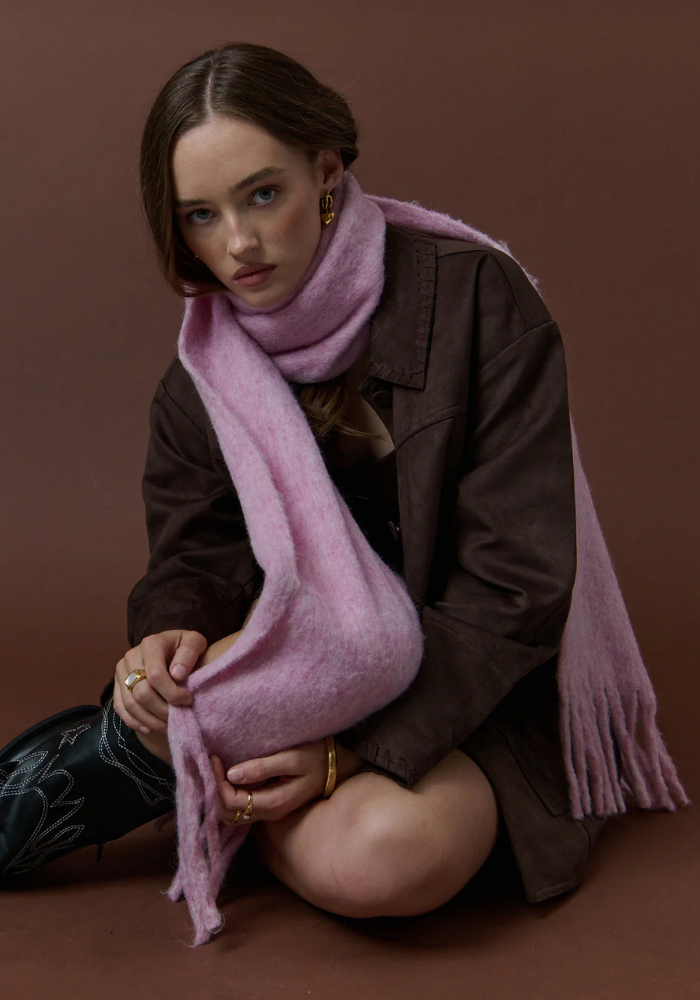 BETTY WOOL PLAIN FLUFFY SCARF - PINK