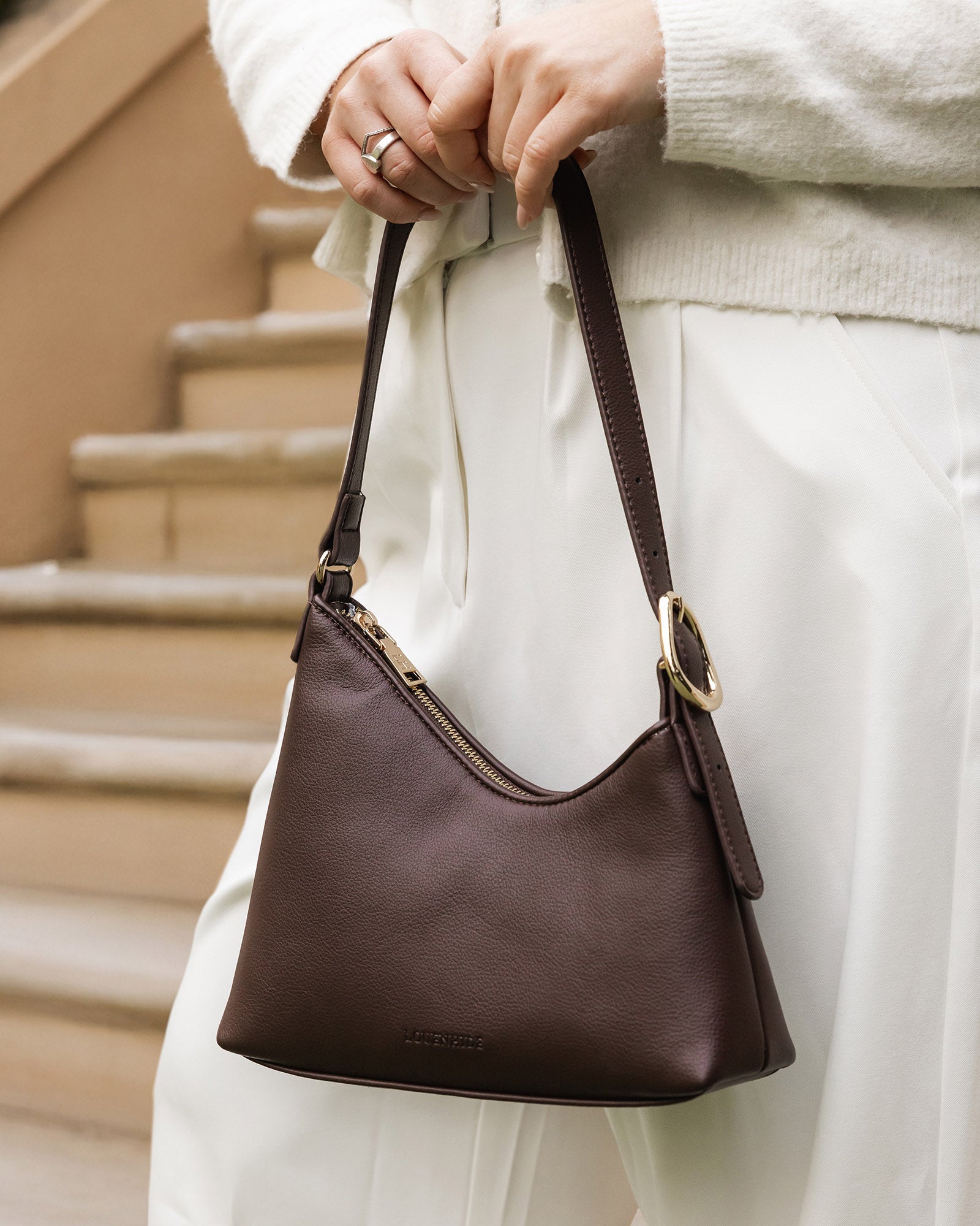 LOUNEHIDE AMELIA SHOULDER BAG - CHOCOLATE