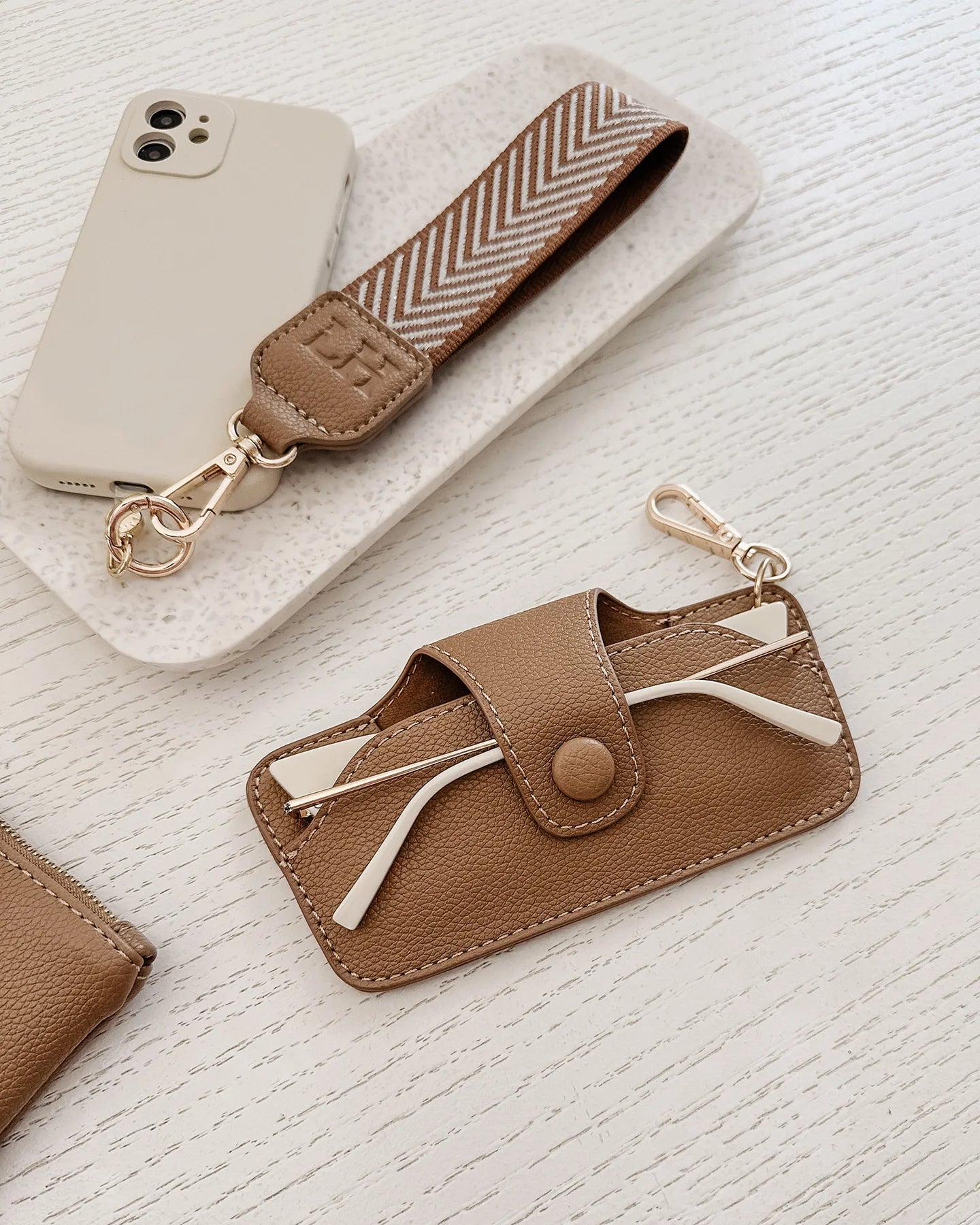 LOUENHIDE ZIGGY ACCESSORY BUNDLE - CAMEL
